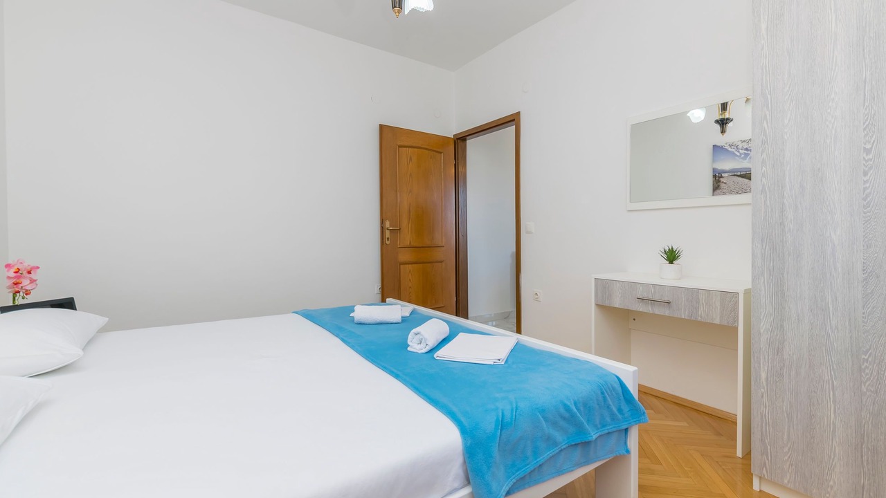 Photo of Bedroom in Novalja