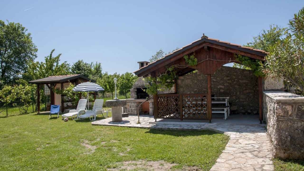 Photo of Outdoor in Risika