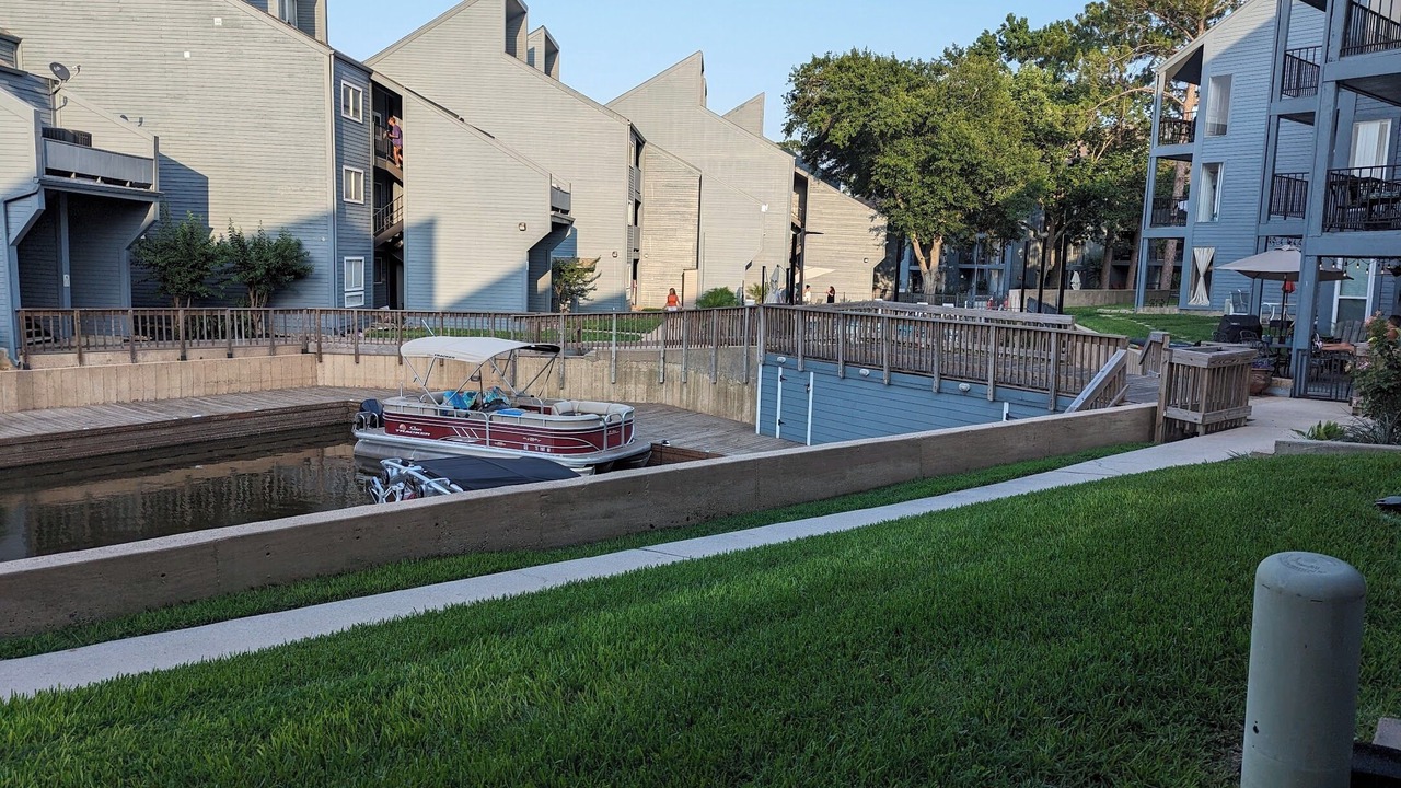 Photo of Patio Balcony in Walden on Lake Conroe