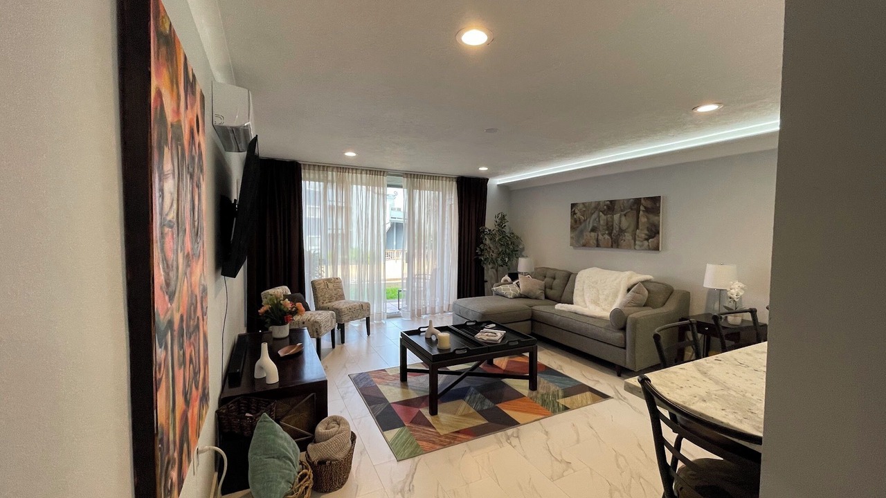 Photo of Livingroom in Walden on Lake Conroe