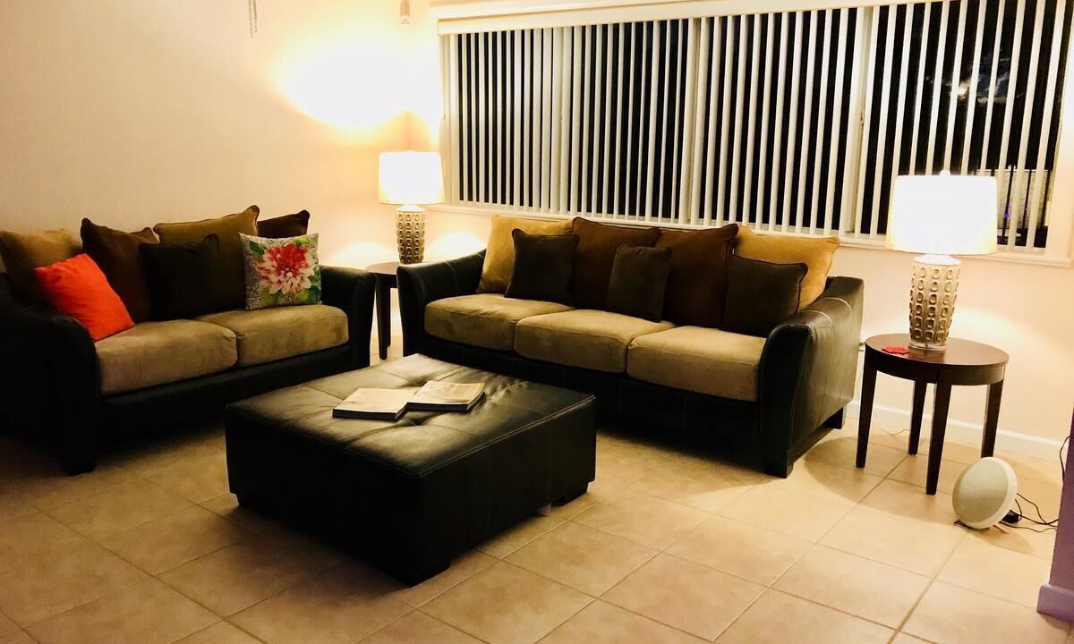 Photo of Livingroom in North Bay Village