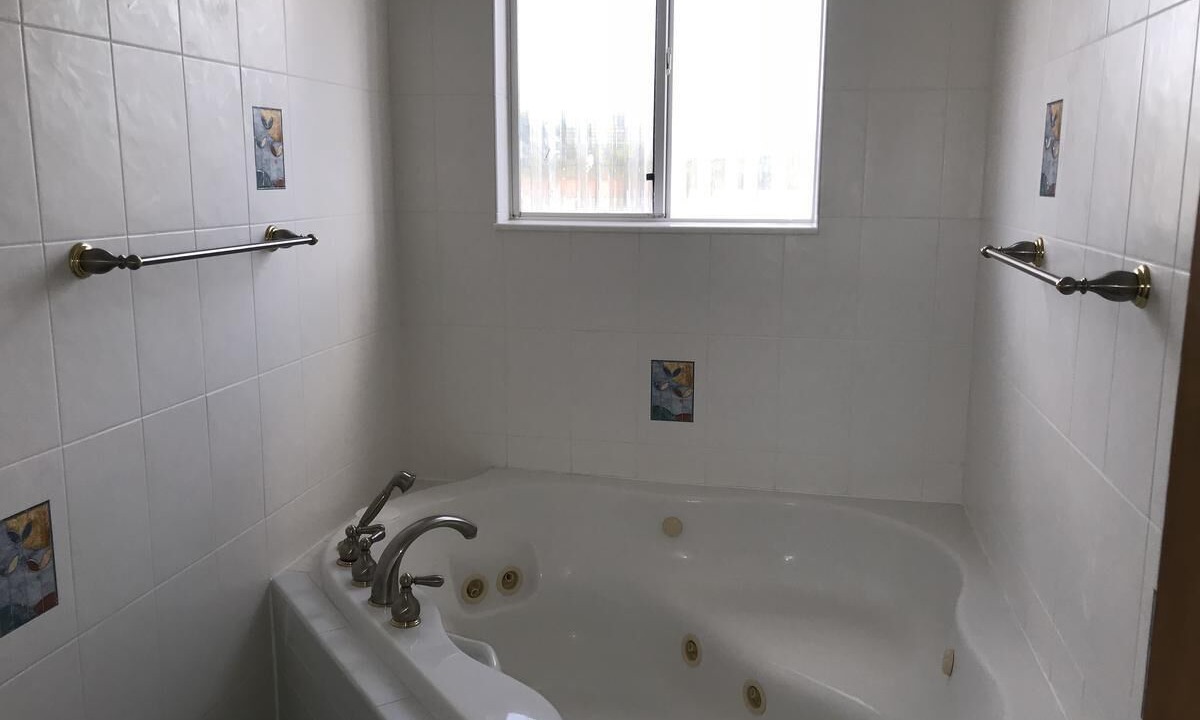 Photo of Bathroom in North Bay Village