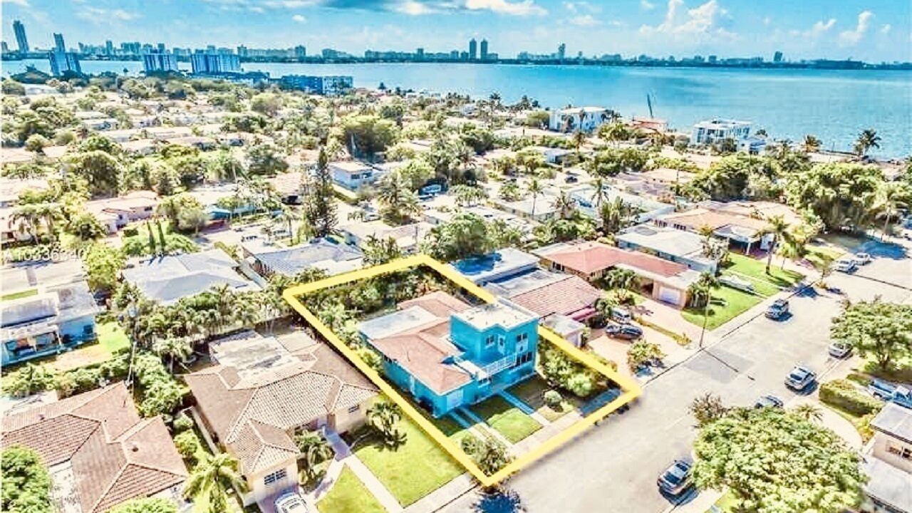 Photo of Outdoor in North Bay Village