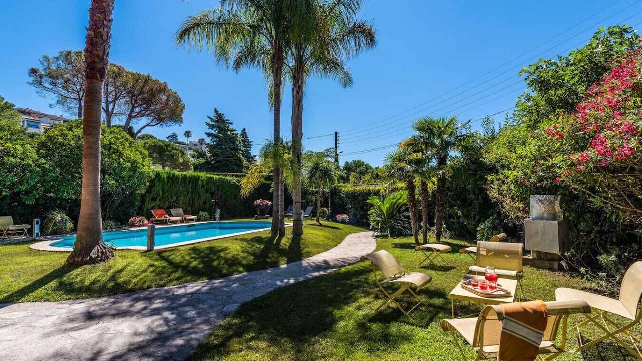 Photo of Others in Antibes