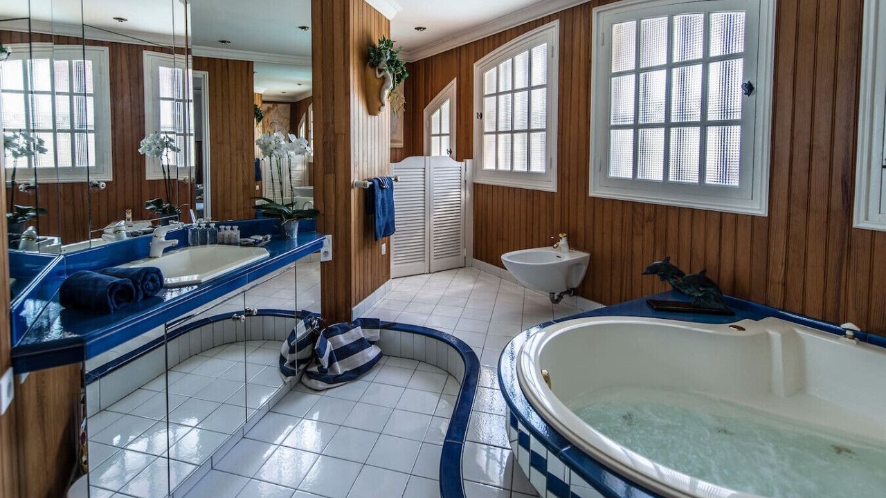 Photo of Others in Antibes