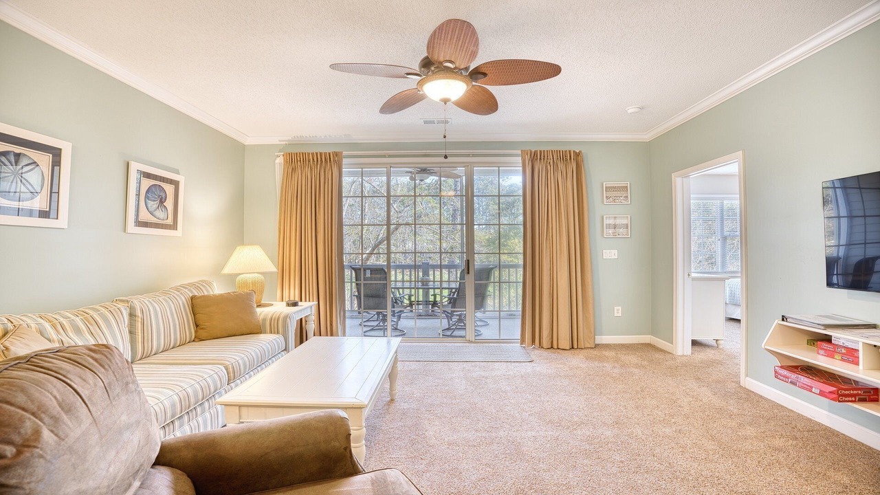 Photo of Livingroom in North Myrtle Beach
