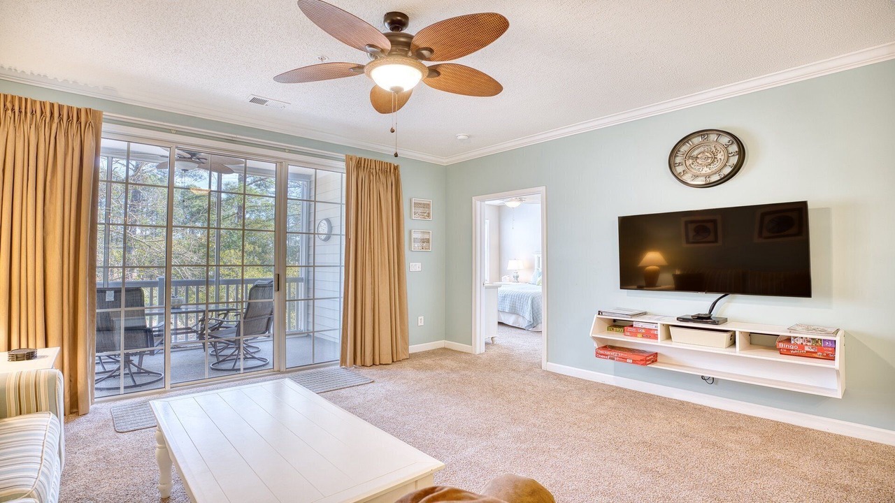 Photo of Livingroom in North Myrtle Beach