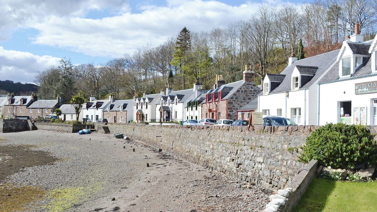 Photo of Others in Plockton