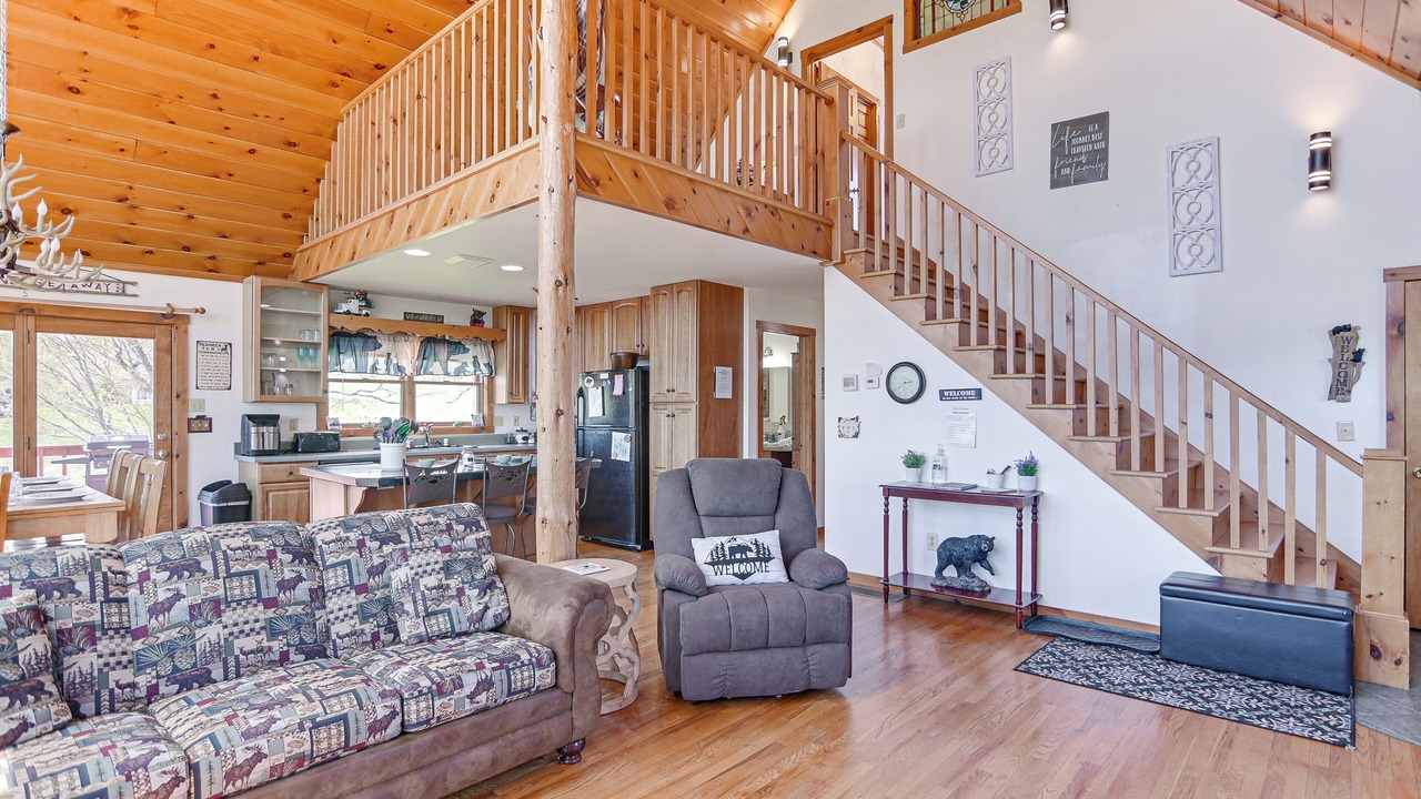 Photo of Livingroom in Mountain Base