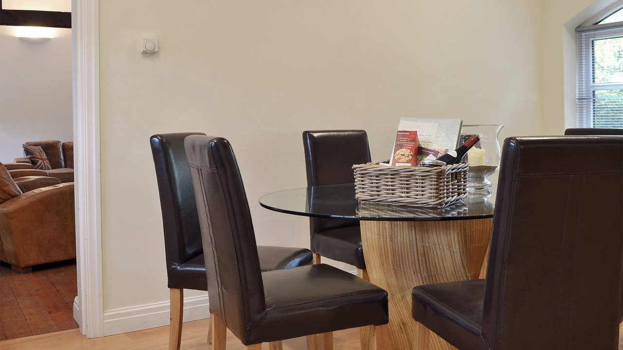 Photo of Others in Sugnall