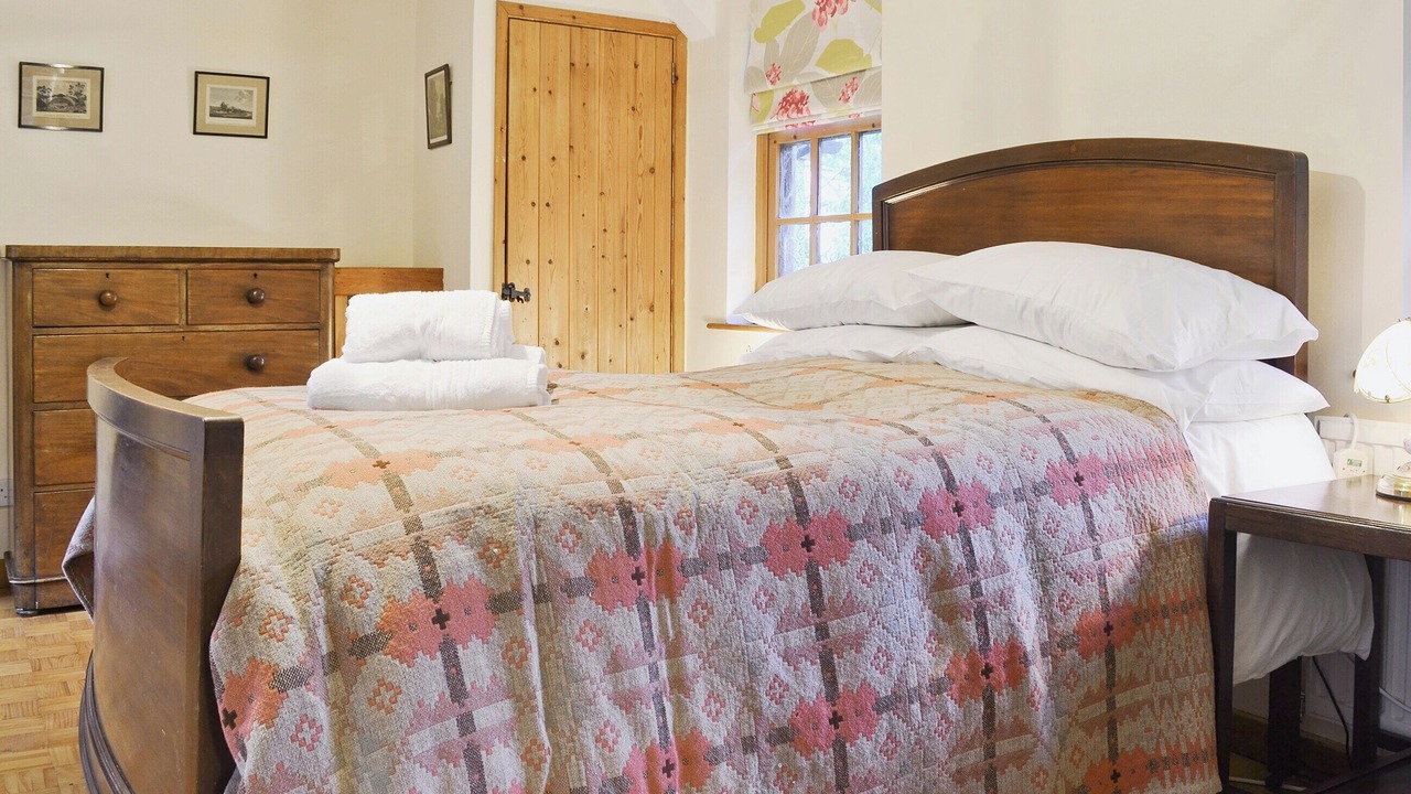 Photo of Others in Dwyran