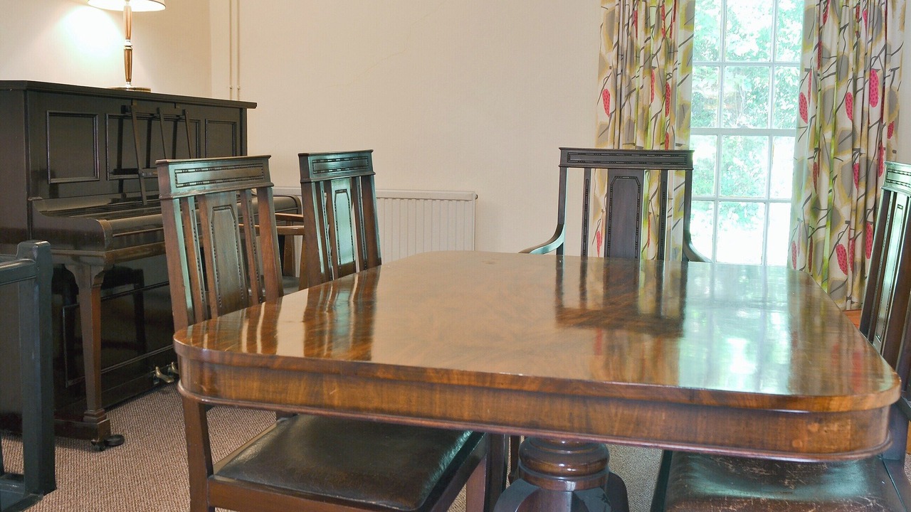 Photo of Others in Dwyran