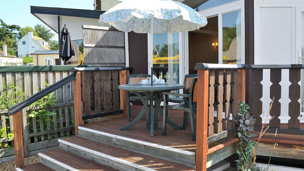 Photo of Others in Horning