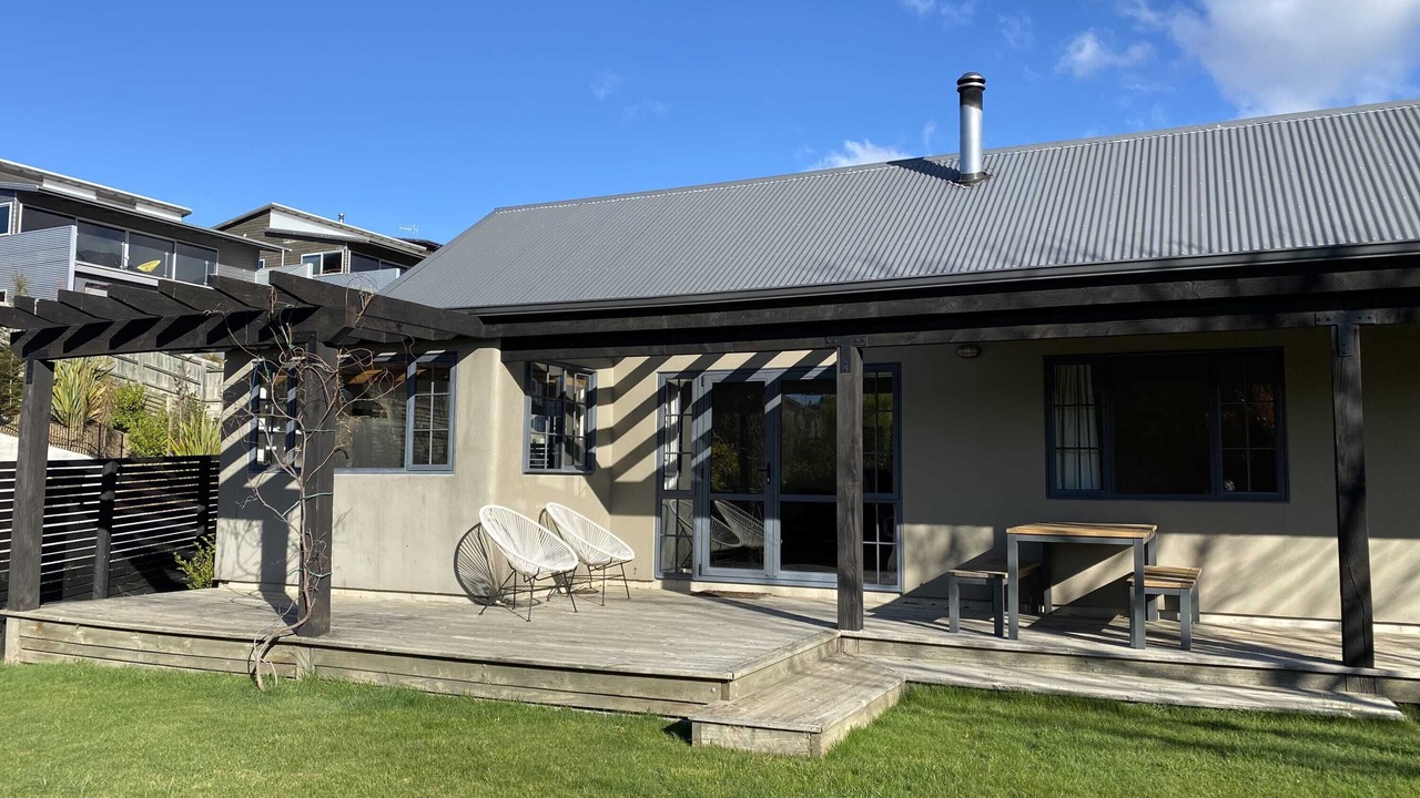 Photo of Patio Balcony in Wanaka