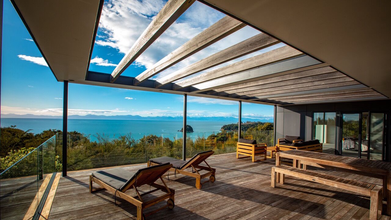 Photo of Patio Balcony in Ngaio Bay