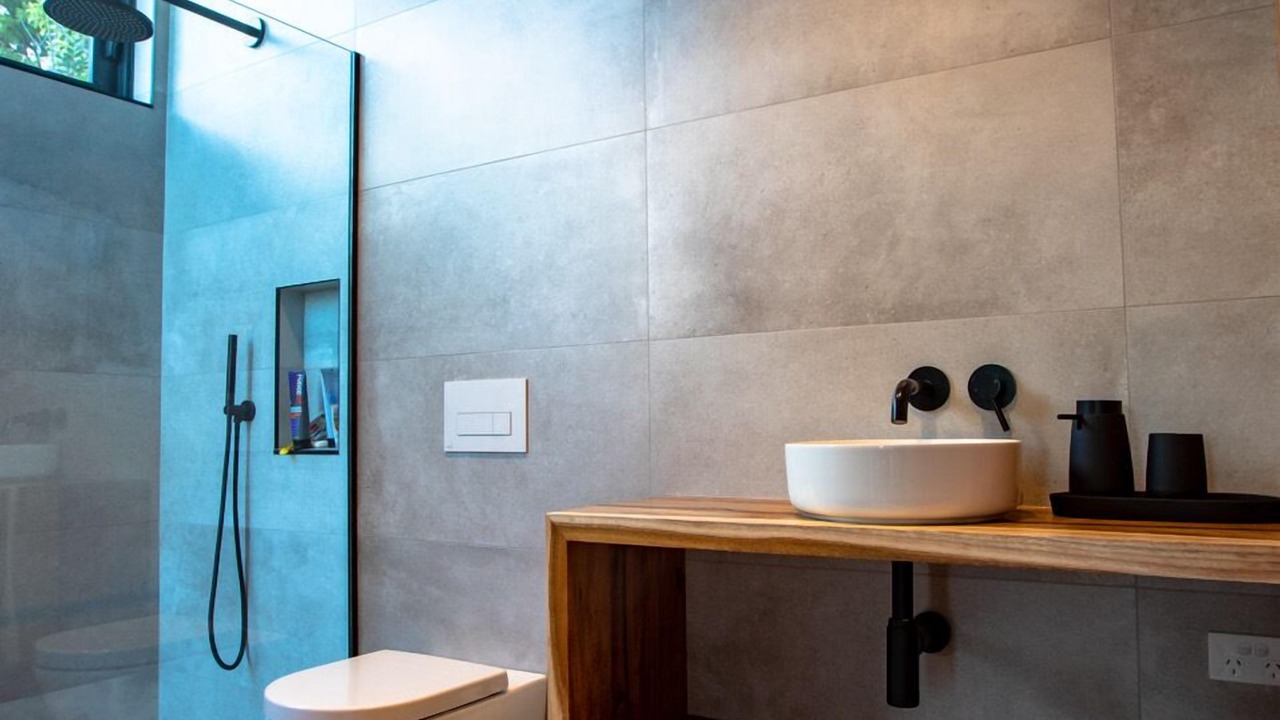 Photo of Bathroom in Ngaio Bay