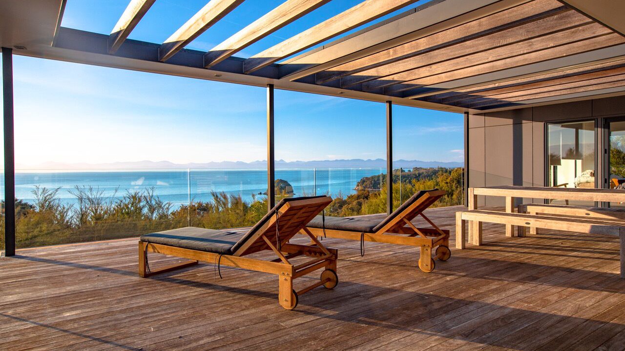 Photo of Patio Balcony in Ngaio Bay