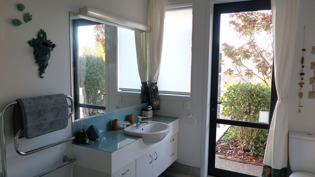 Photo of Bathroom in Tawharanui