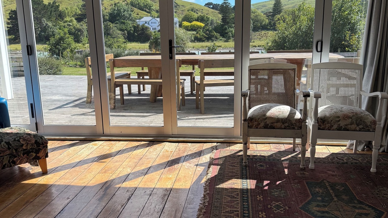 Photo of Others in Akitio