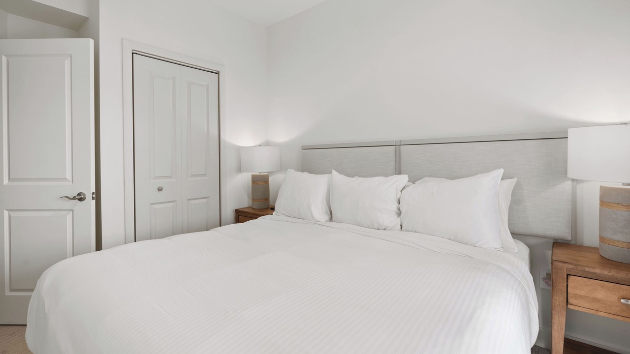 Photo of Bedroom in Muskoka Lakes