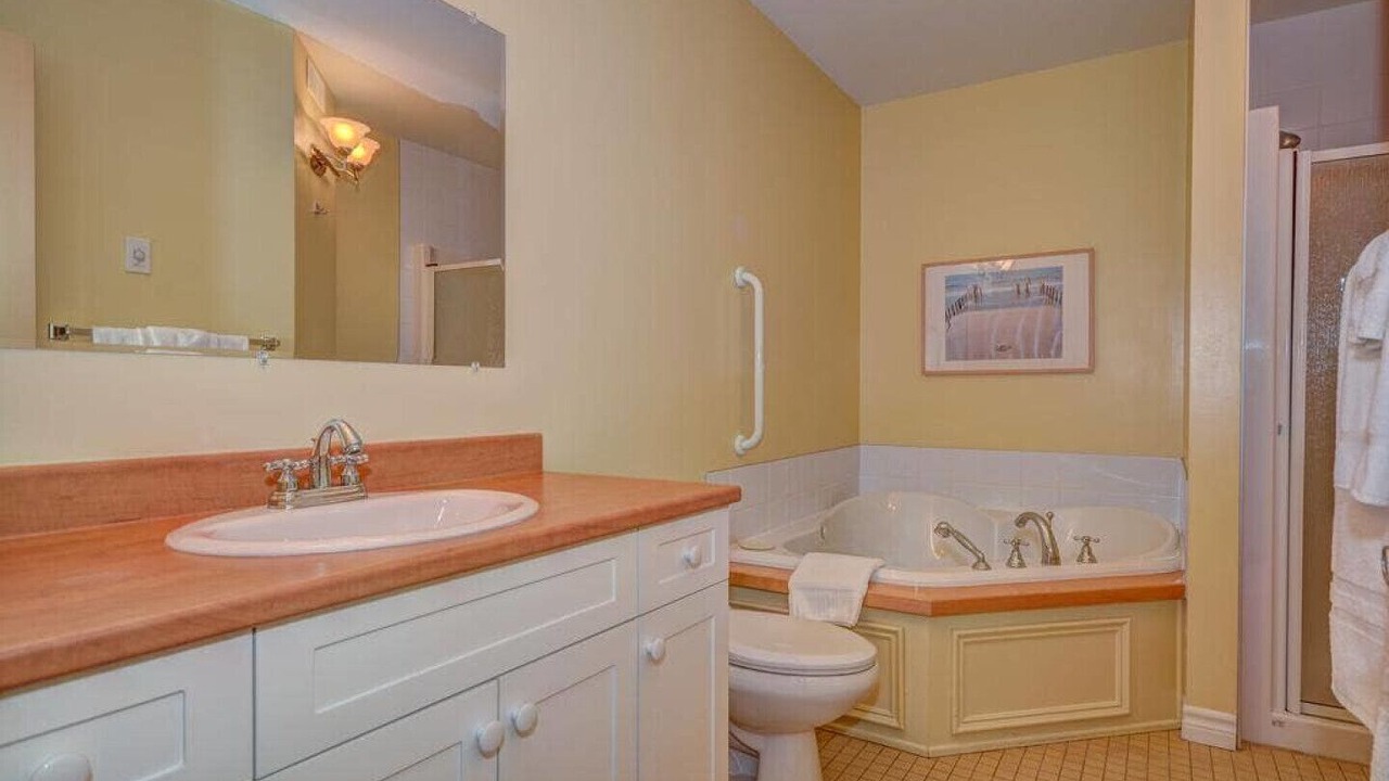 Photo of Bathroom in Saint Donat