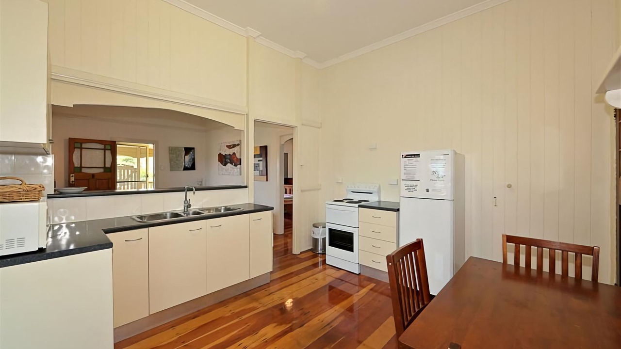 Photo of Kitchen in Elliott Heads