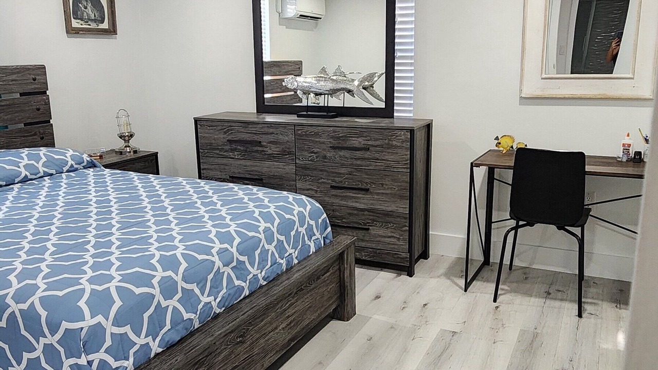 Photo of Bedroom in Melbourne Beach