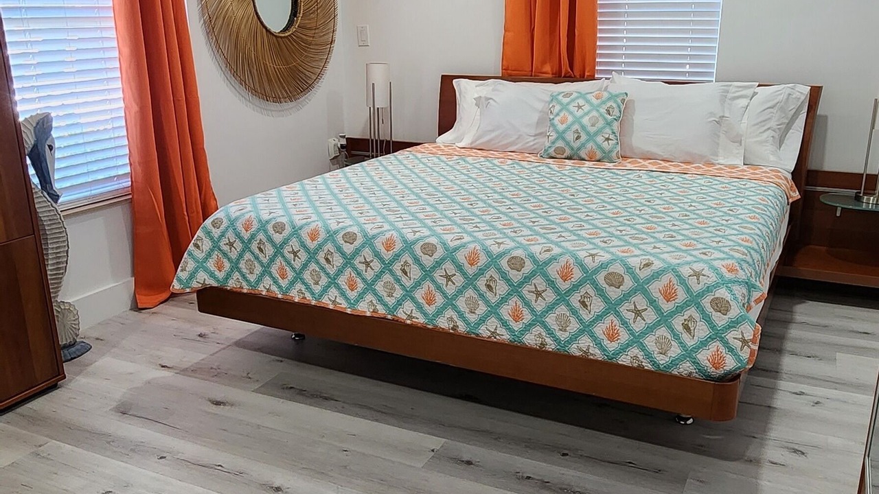 Photo of Bedroom in Melbourne Beach
