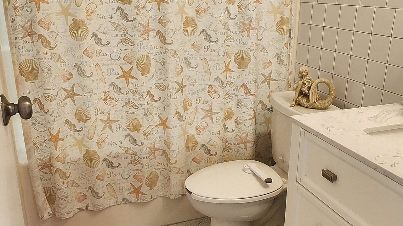 Photo of Bathroom in Melbourne Beach
