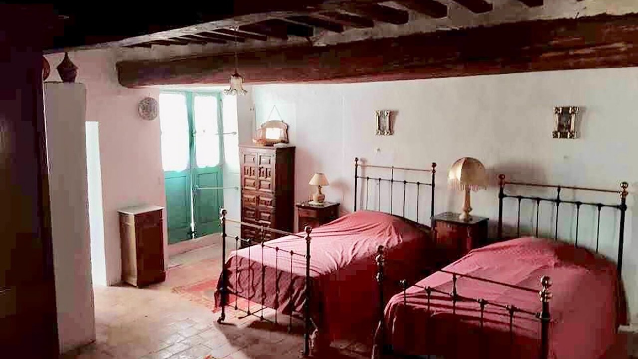 Photo of Bedroom in Malaucene