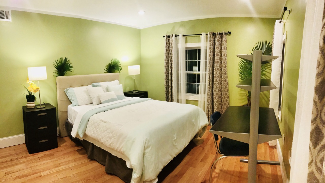 Photo of Bedroom in Quincy