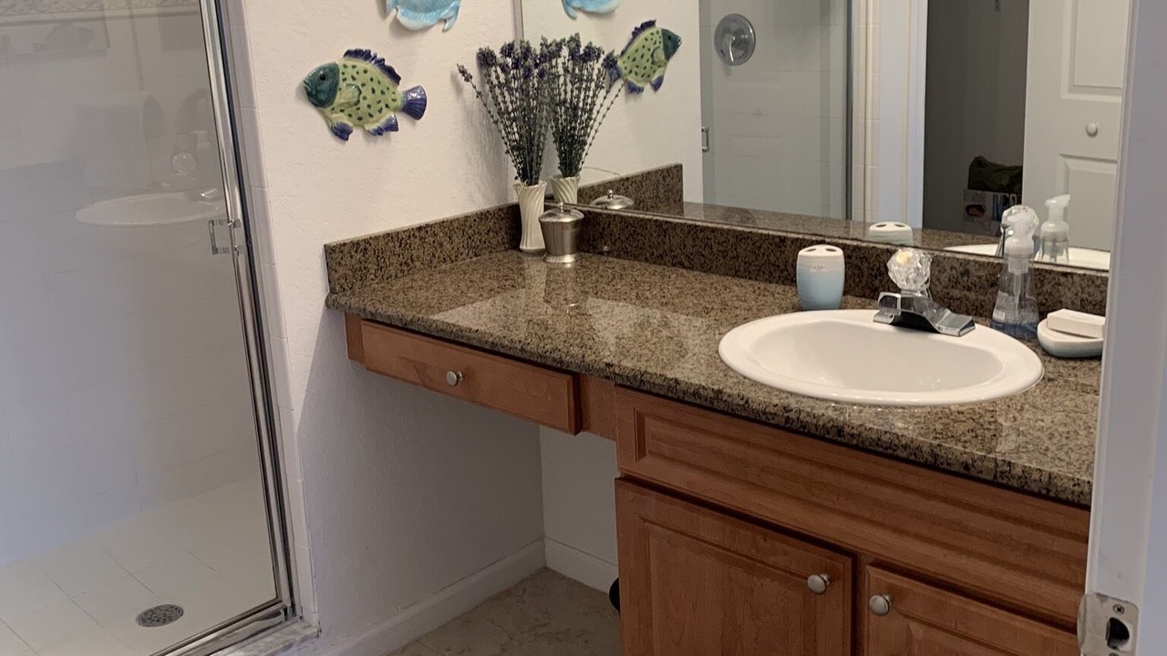 Photo of Bathroom in Naples