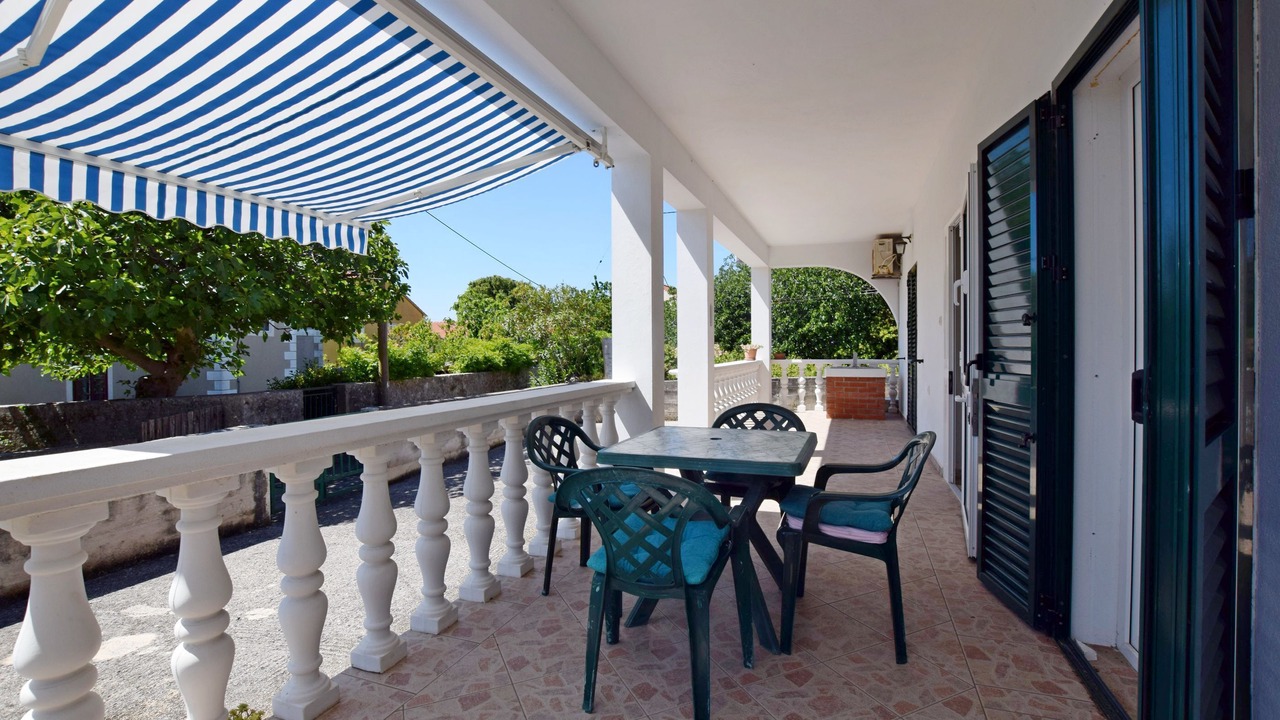 Photo of Outdoor in Olib