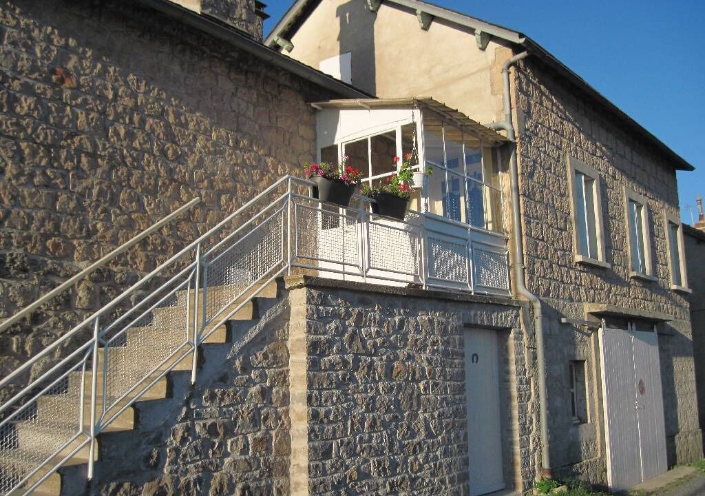 Photo of Outdoor in Saint-Andre-de-Vezines