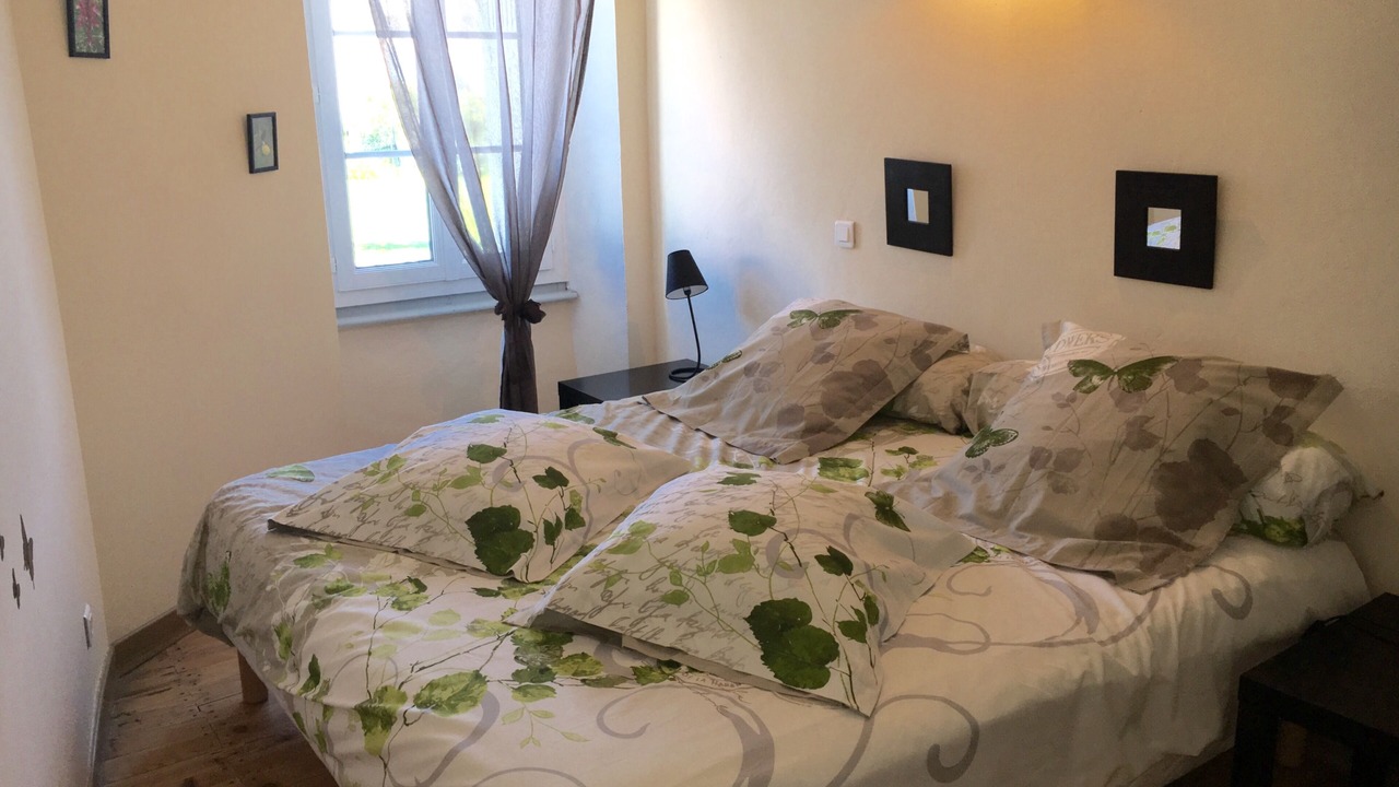Photo of Bedroom in Saint-Andre-de-Vezines
