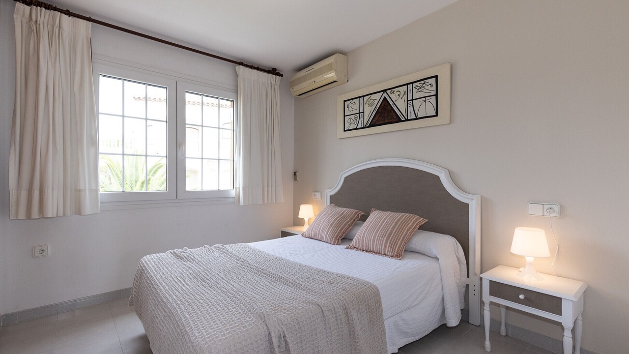 Photo of Bedroom in Miami Platja