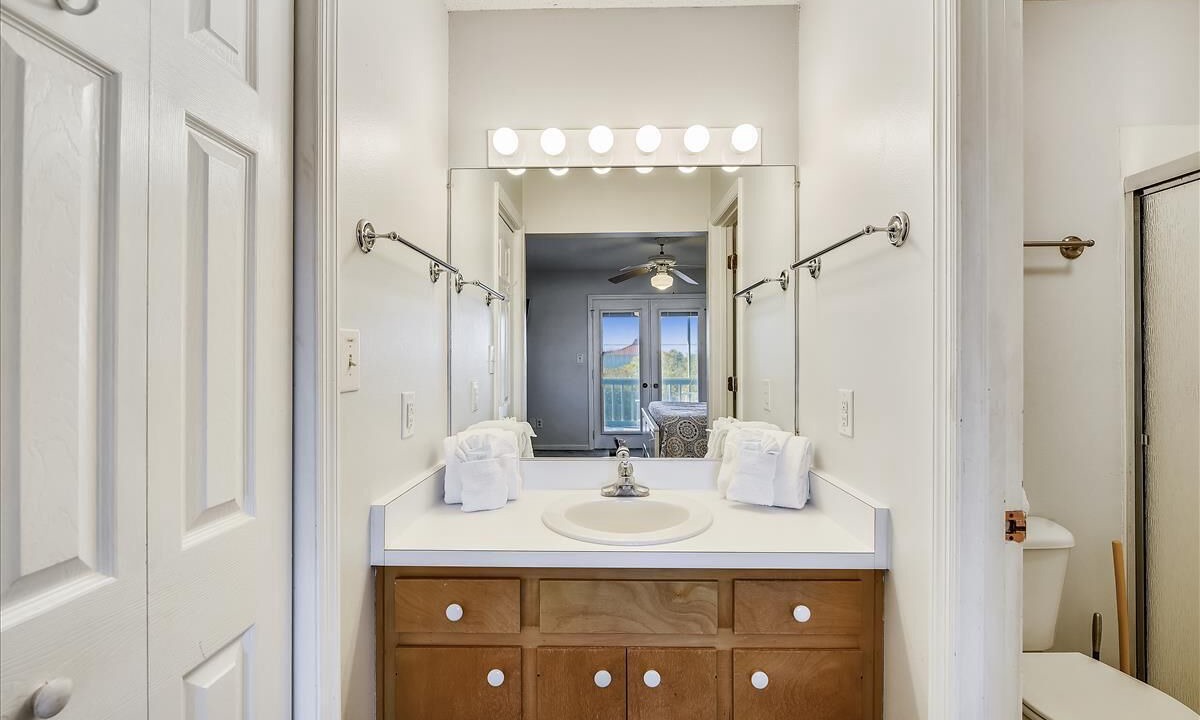 Photo of Bathroom in East End