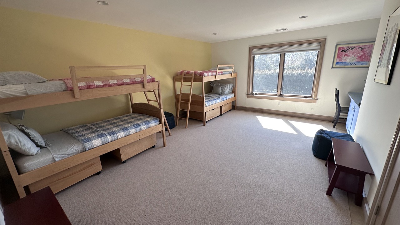 Photo of Bedroom in Quogue