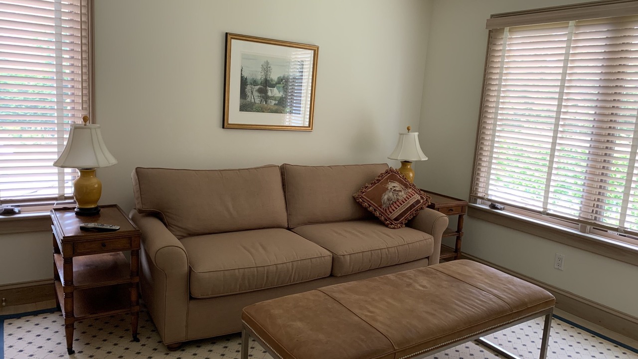 Photo of Livingroom in Quogue