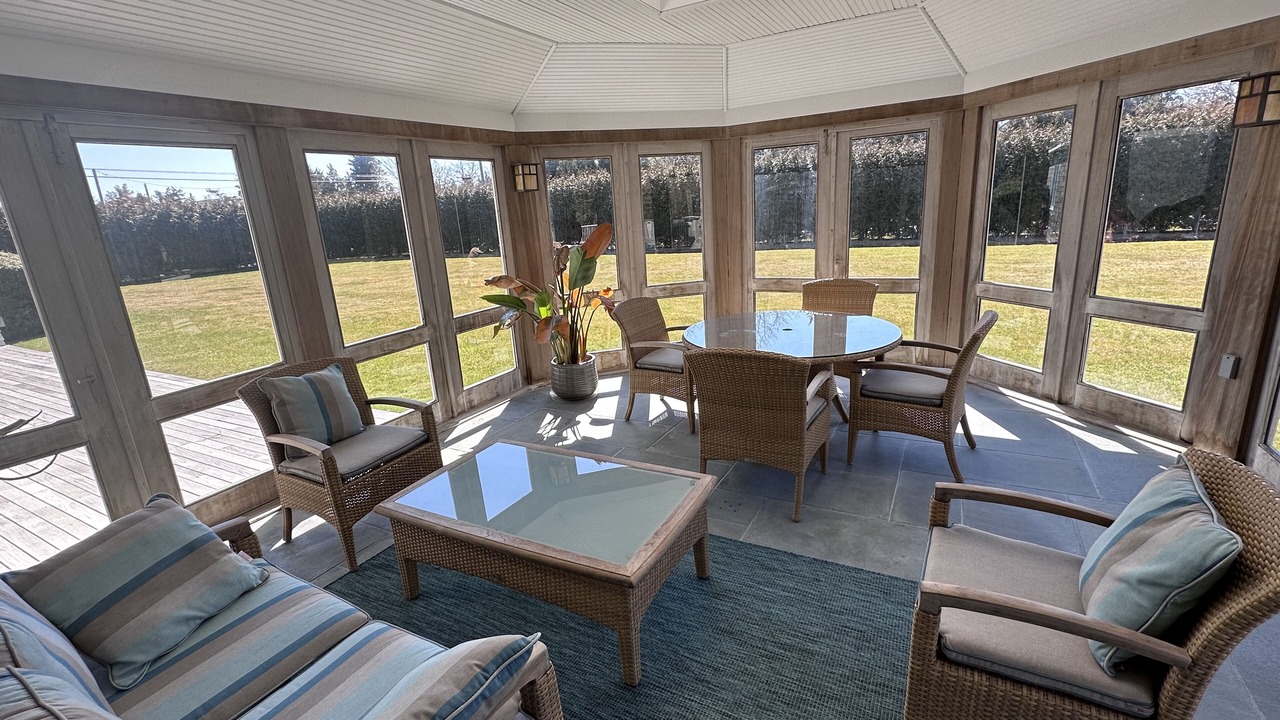 Photo of Others in Quogue