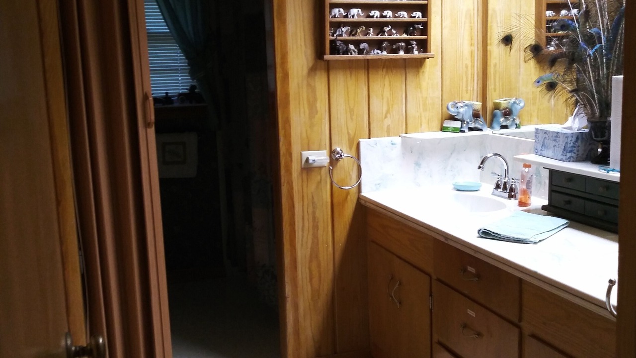 Photo of Bathroom in Curtis