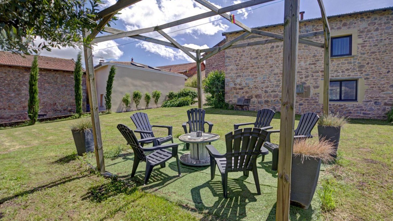 Photo of Outdoor in Belmont-de-la-Loire