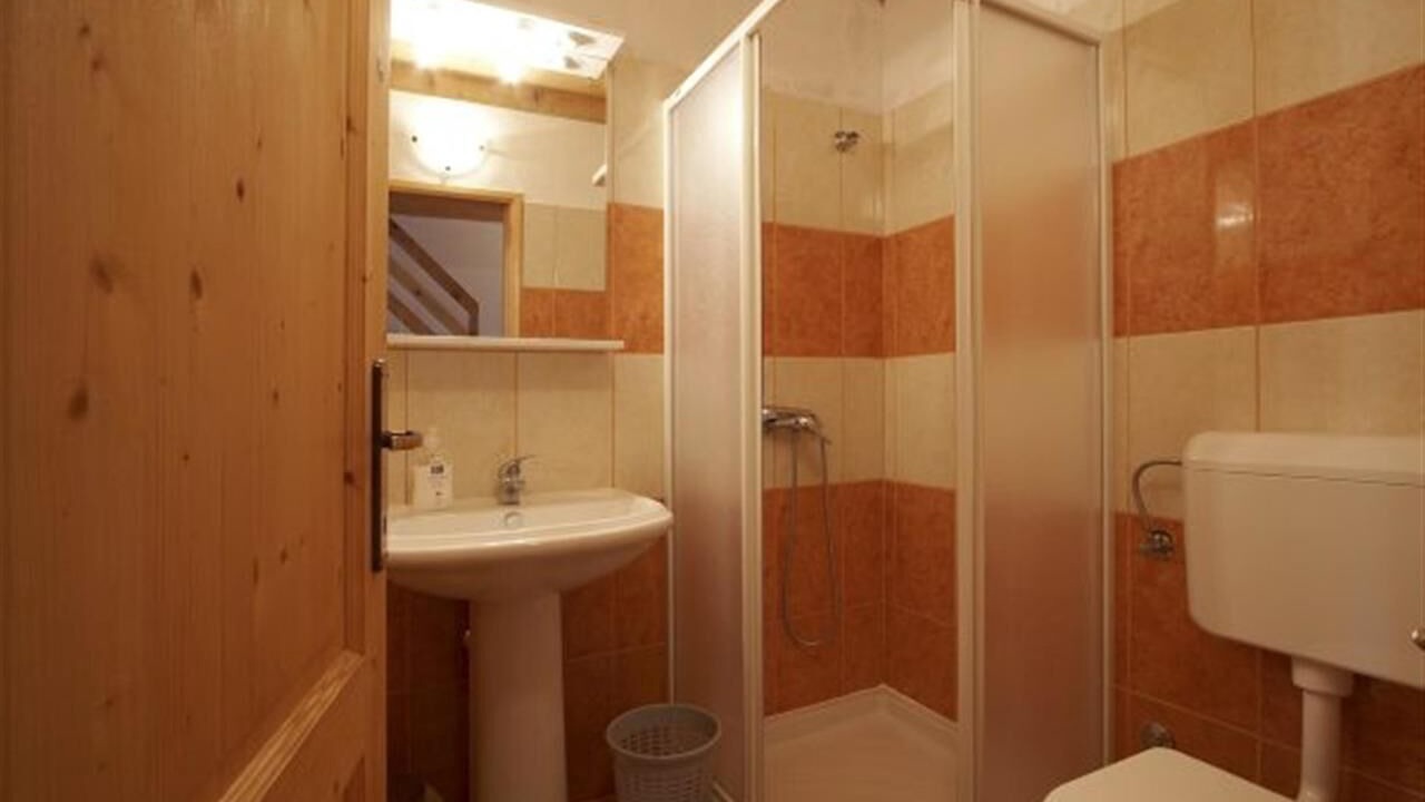 Photo of Bathroom in Orihi