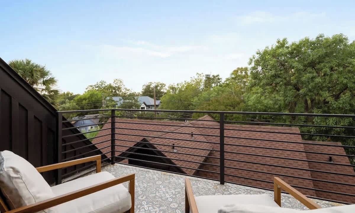Photo of Patio Balcony in Holly