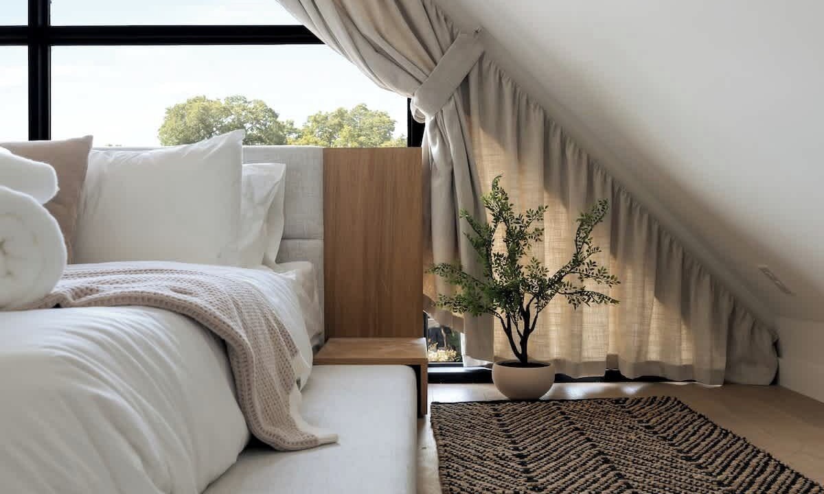 Photo of Bedroom in Holly