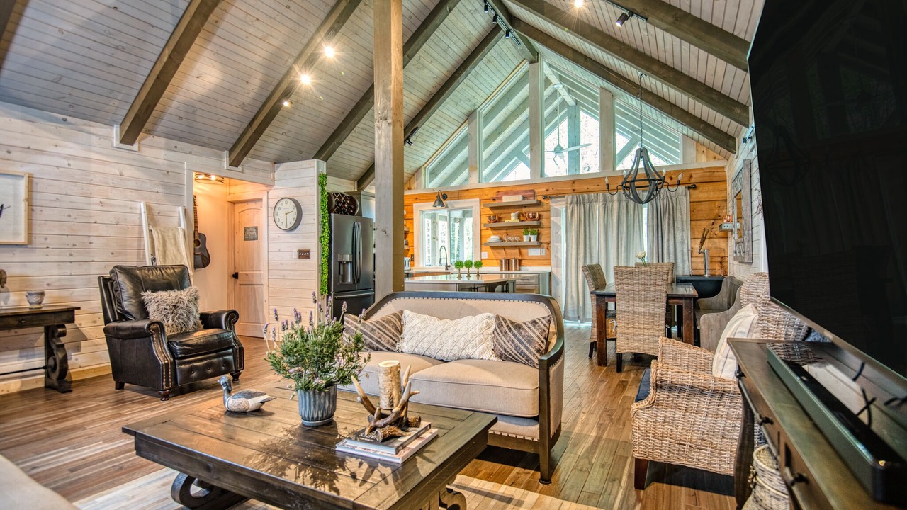 Photo of Livingroom in Fairview