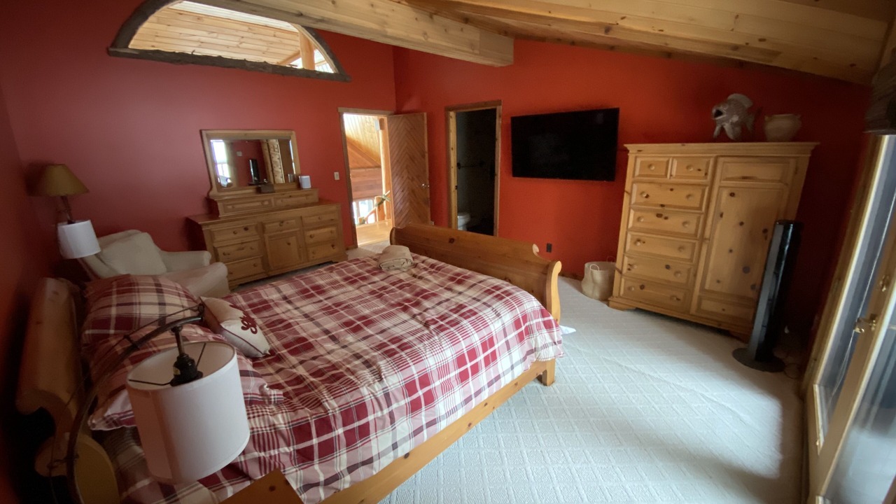 Photo of Bedroom in Town of Webb