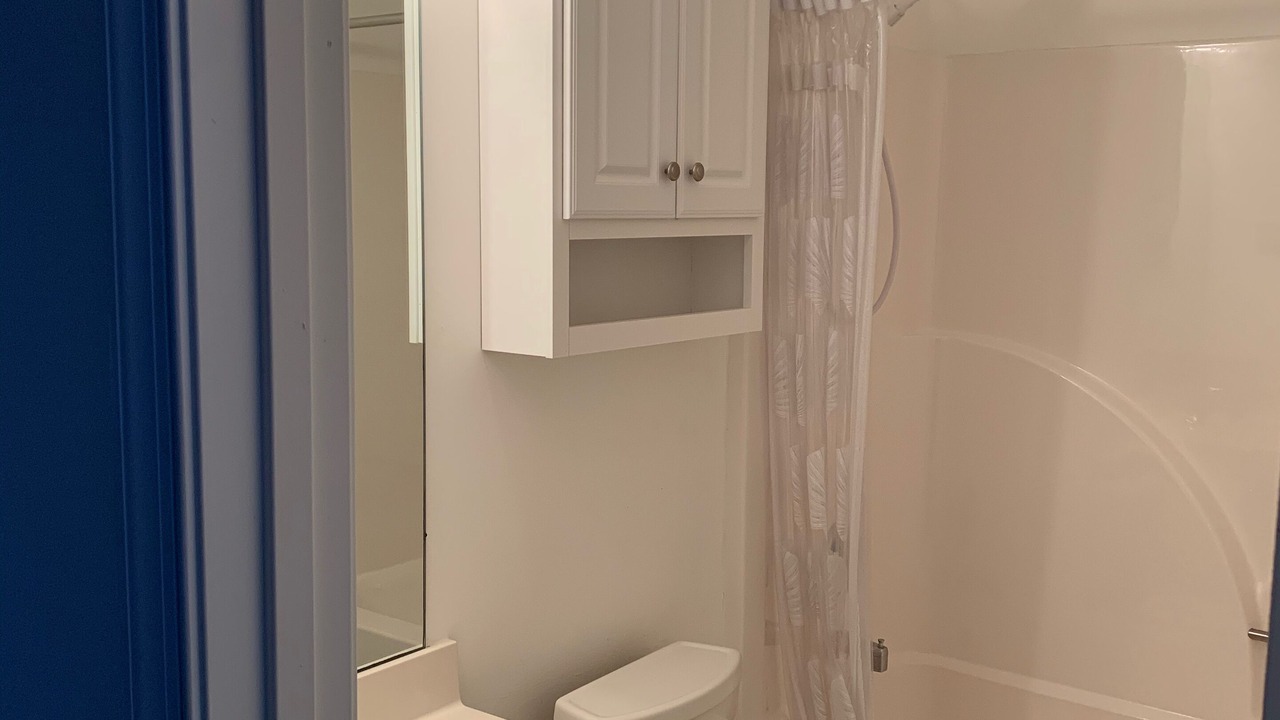 Photo of Bathroom in Bethany Breeze