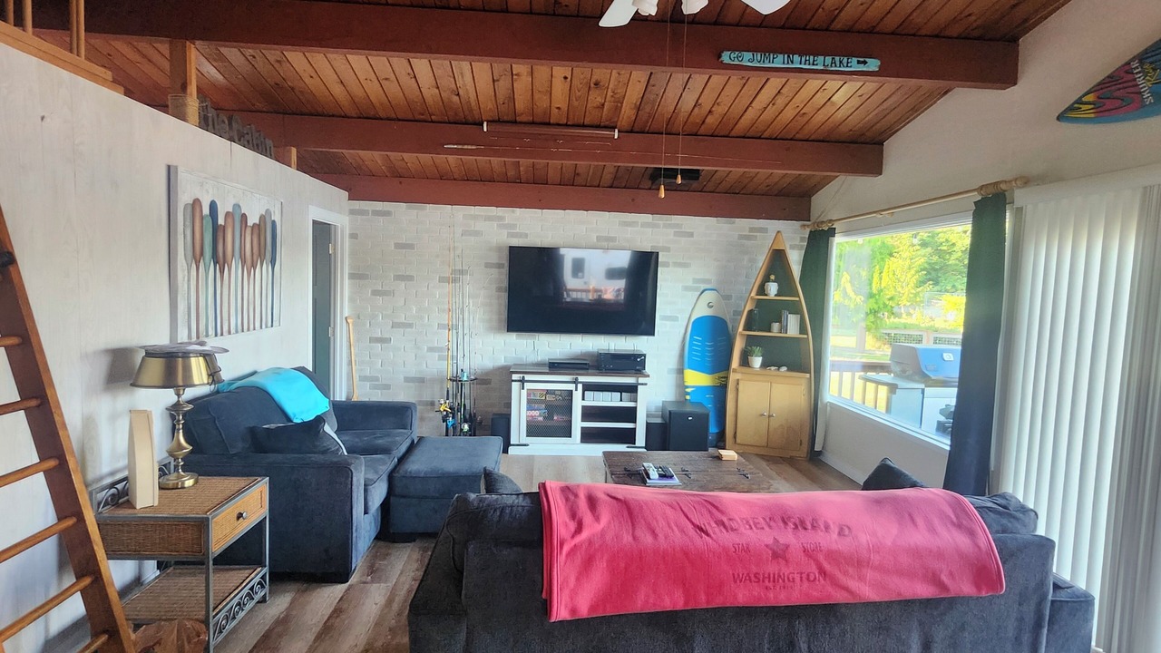 Photo of Livingroom in Clinton