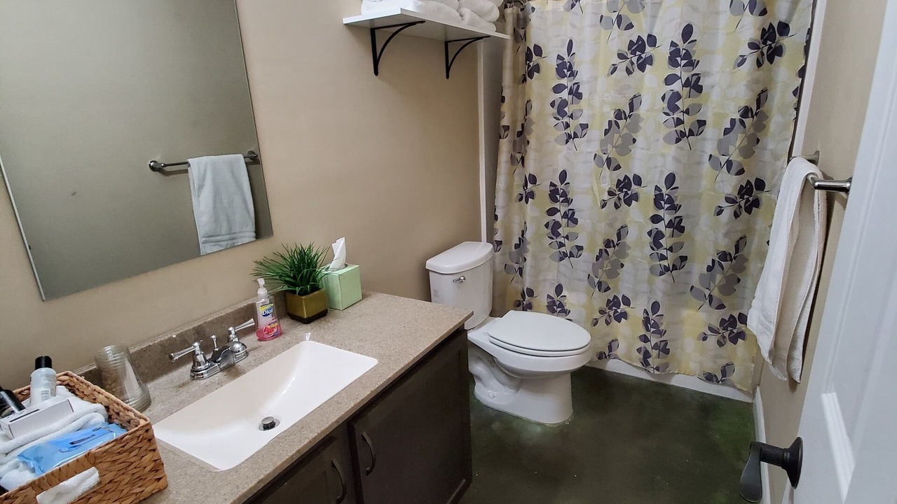 Photo of Others in Columbia